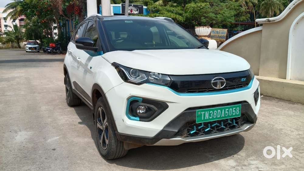 Tata Nexon Ev Xz Plus, 2022, Cng & Hybrids