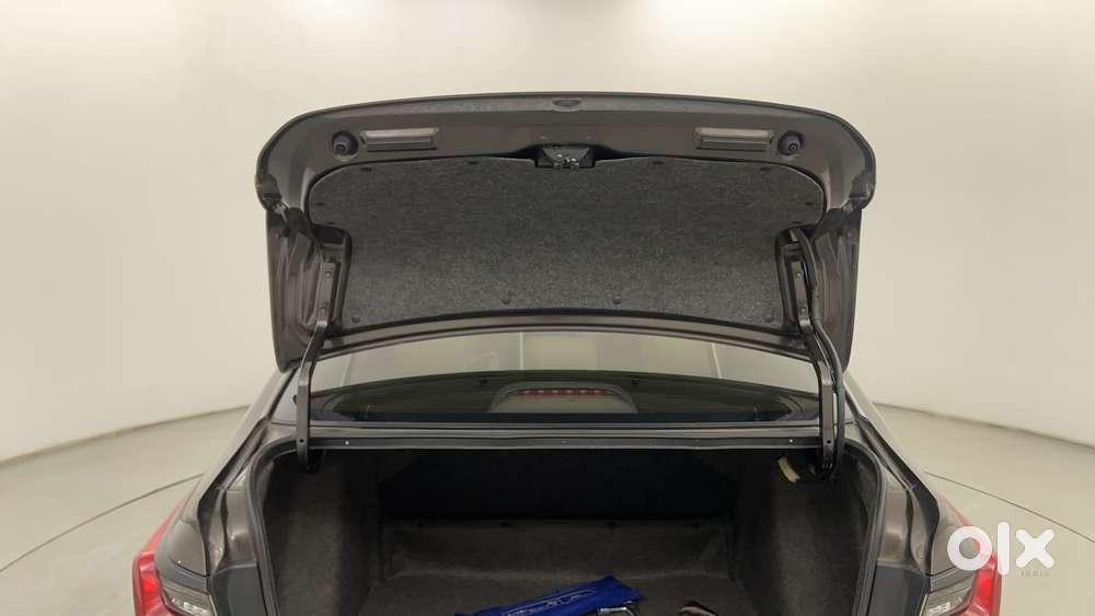 Honda City Zx Petrol Cvt, 2023, Petrol