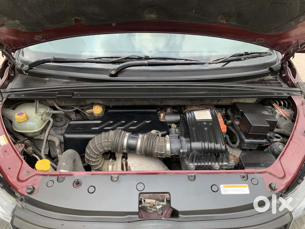 Mahindra Marazzo M2, 2018, Diesel