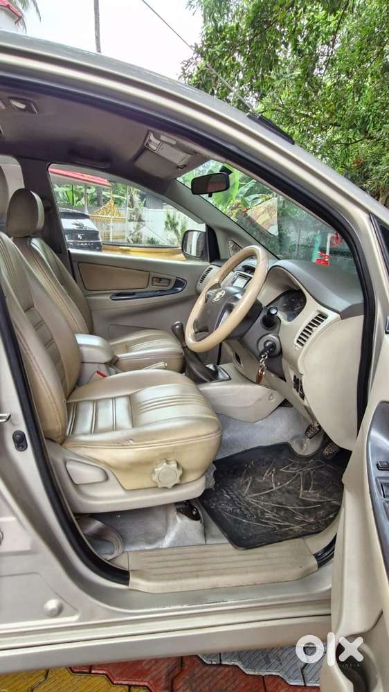 Toyota Innova, 2013