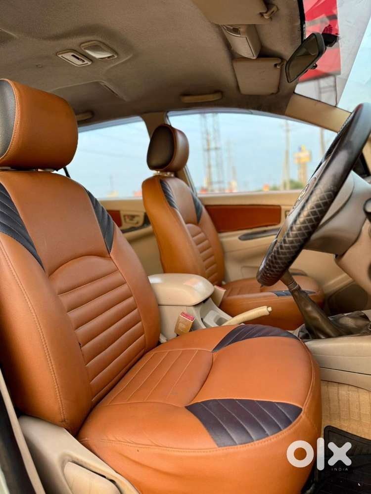 Toyota Innova 2004-2011 2.5 G4 Diesel 8-seater, 2008, Diesel