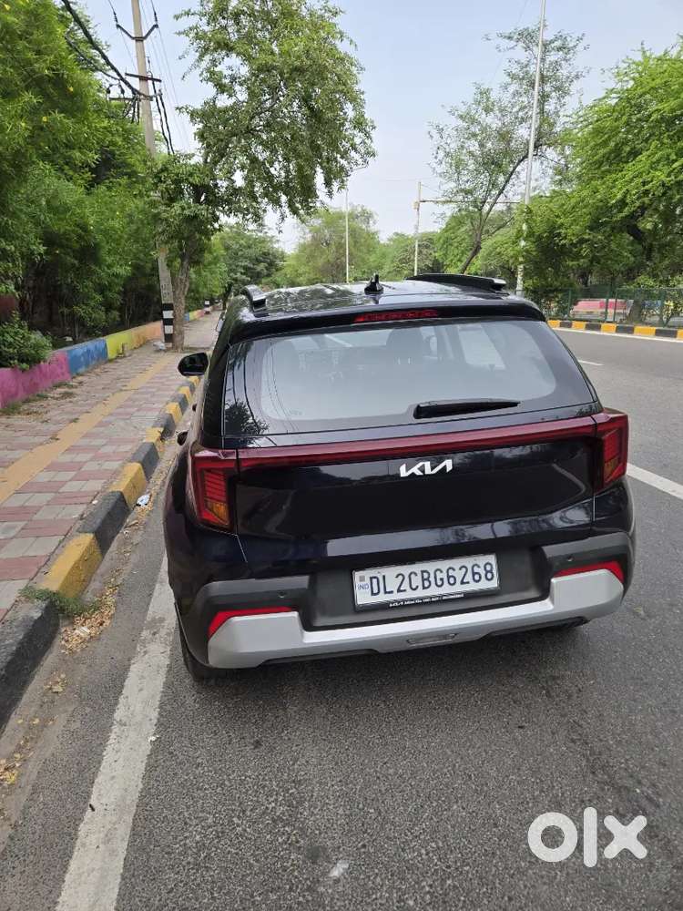 Kia Sonet Petrol Manual 2026 Variant. Top Loded
