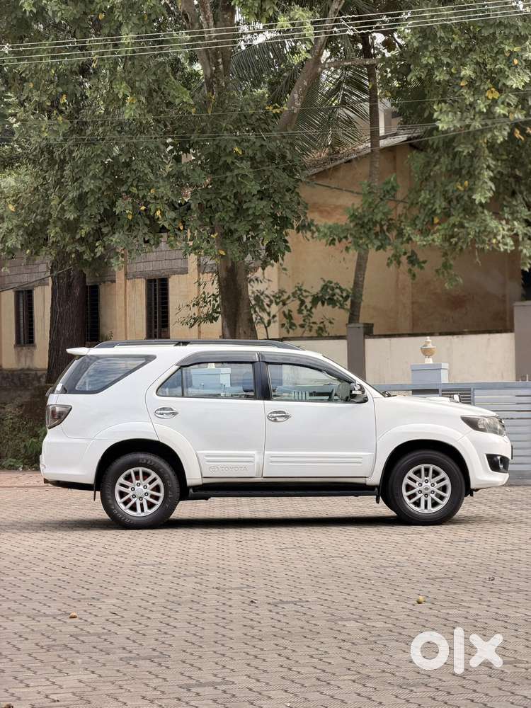 Toyota Fortuner 3.0 4x2 Automatic, 2012, Diesel