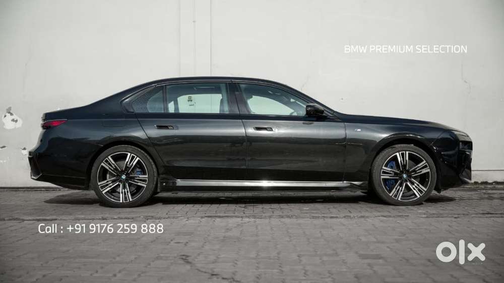 Bmw I7 Xdrive60, 2023, Electric