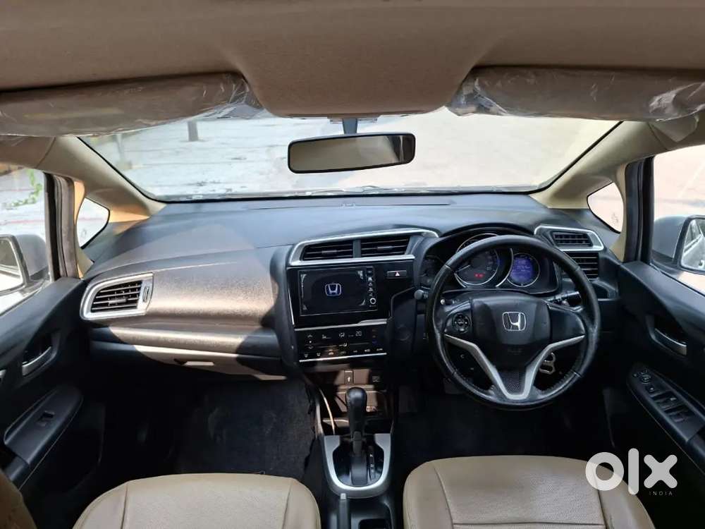 Honda Jazz 2016 Petrol 71500 Km Driven