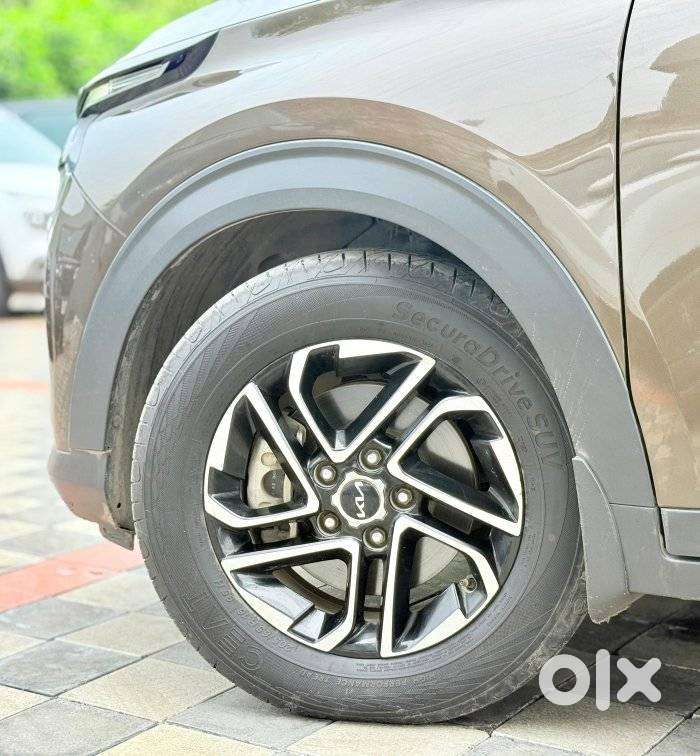 Kia Carens 1.5 Luxury Plus Diesel 6 Str, 2022, Diesel