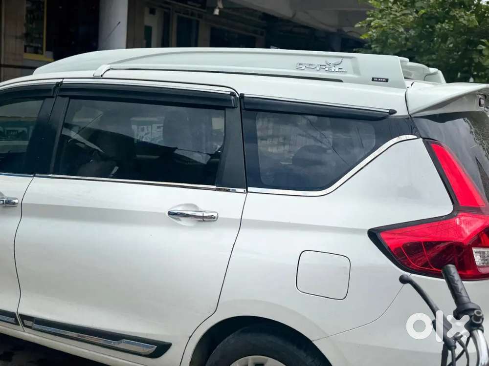 Maruti Suzuki Ertiga Zxi Cng 2026