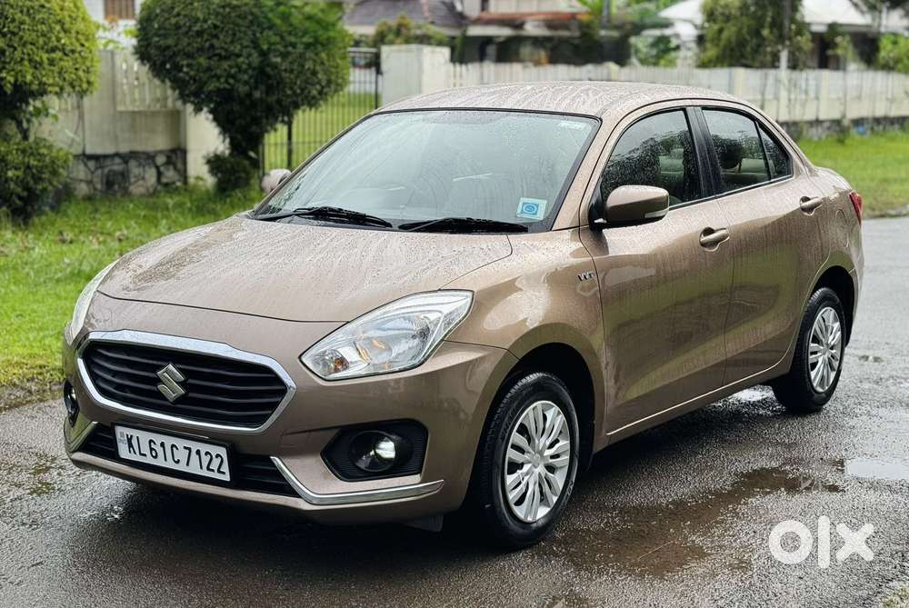 Maruti Suzuki Swift Dzire 1.2 Vxi Bsiv, 2017, Cng & Hybrids
