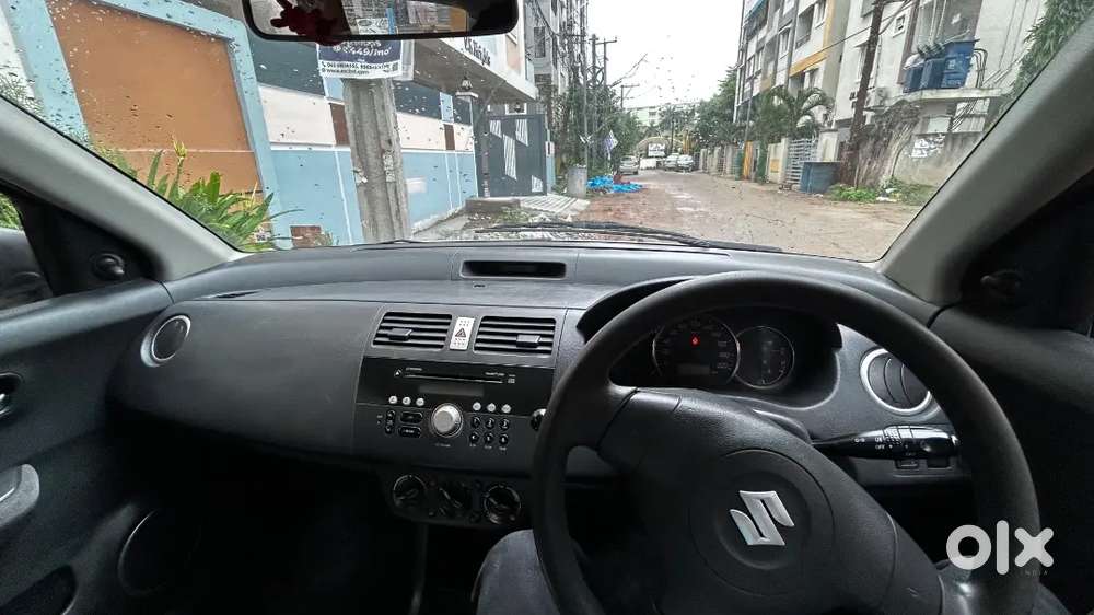 Maruti Suzuki Dzire 1.2 2011