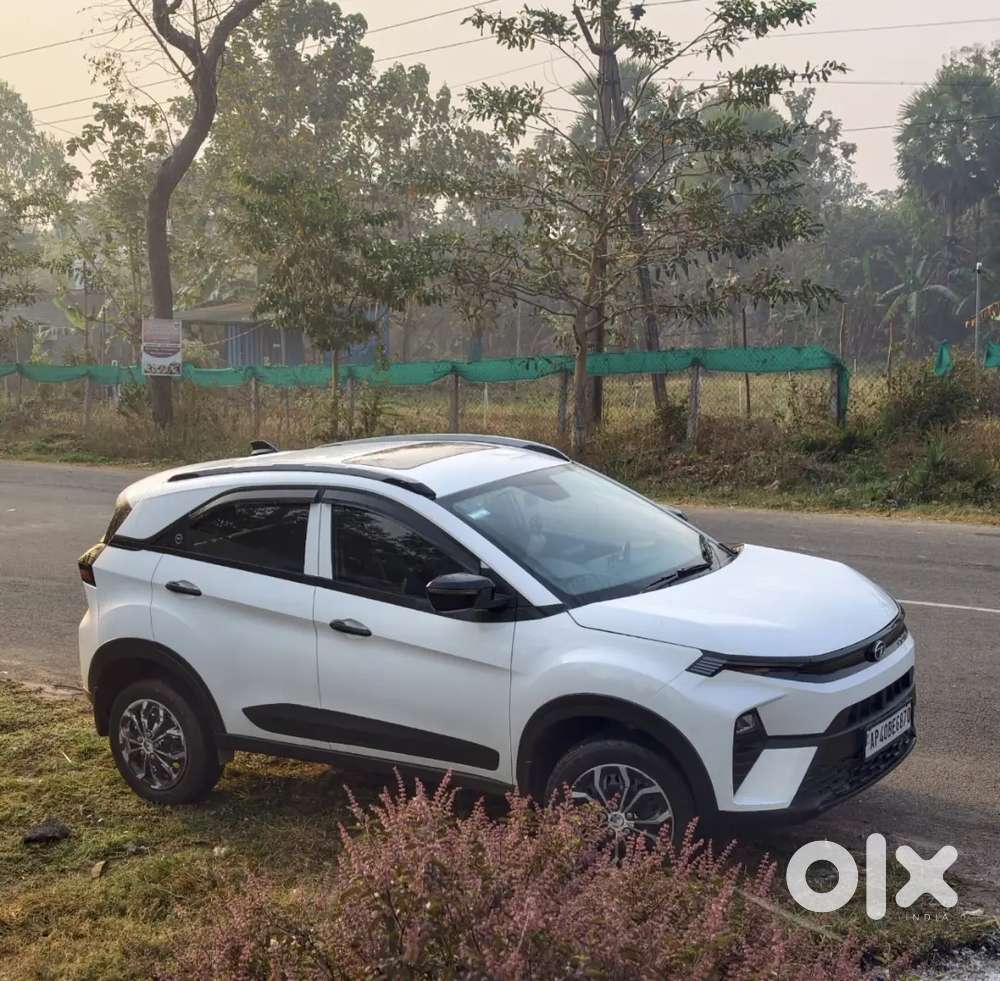Tata Nexon Smart Plus 2023