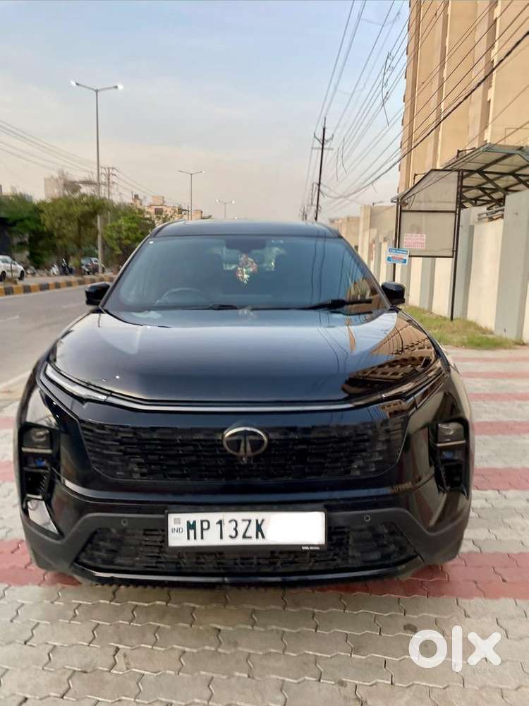 Tata Safari Accomplished Top End