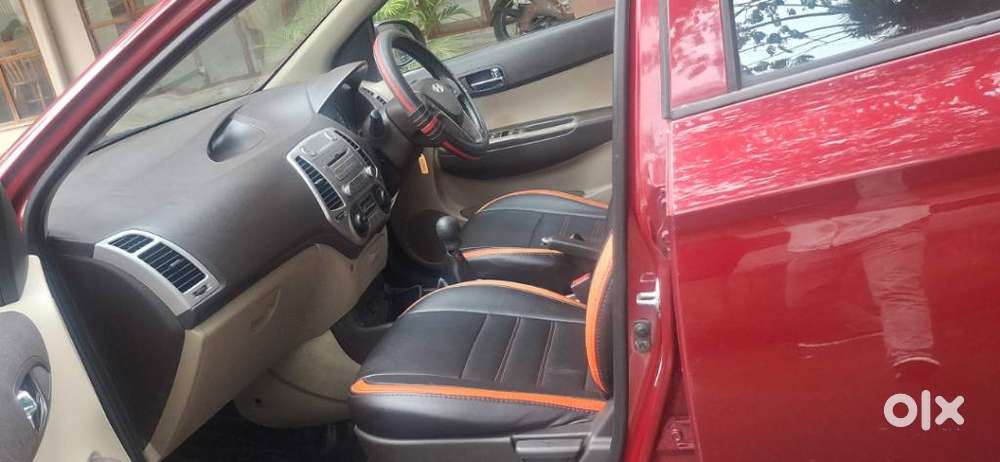 Hyundai I20 Sportz Petrol, 2011, Petrol