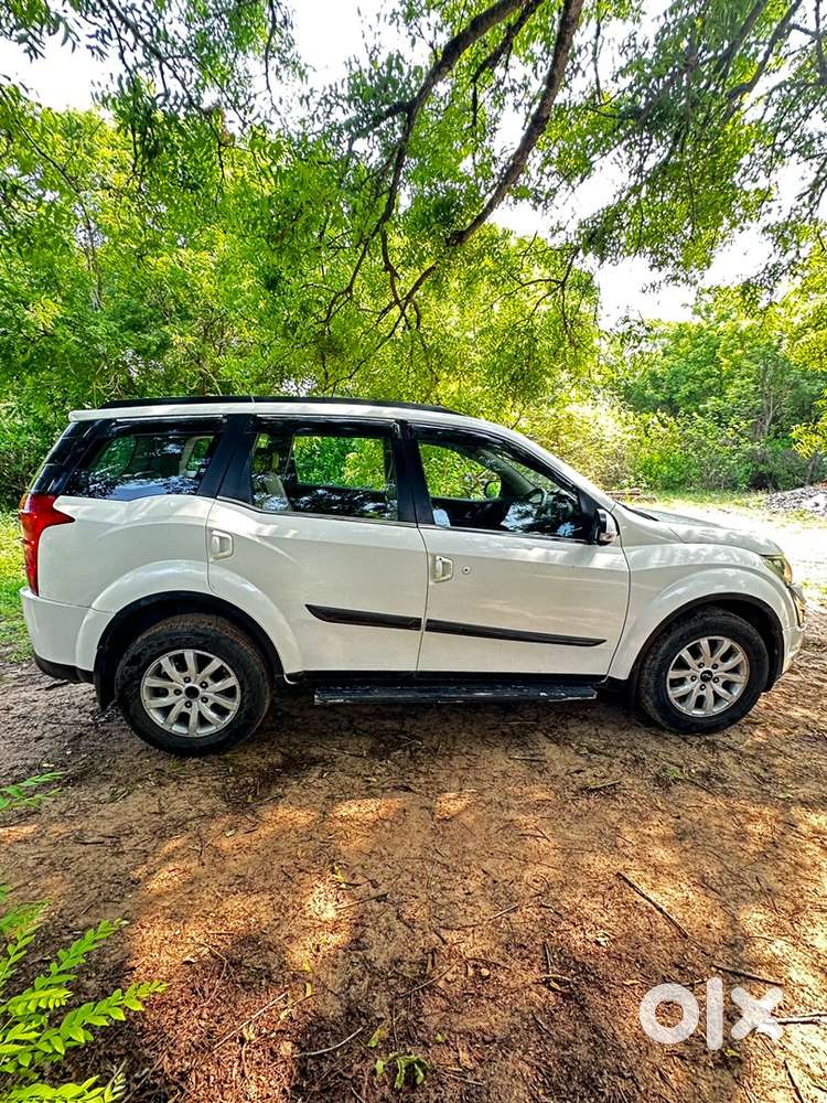Mahindra Xuv 500 W10 2017