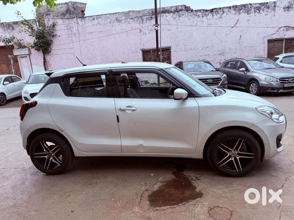 Maruti Suzuki Swift Amt Vxi, 2019, Cng & Hybrids