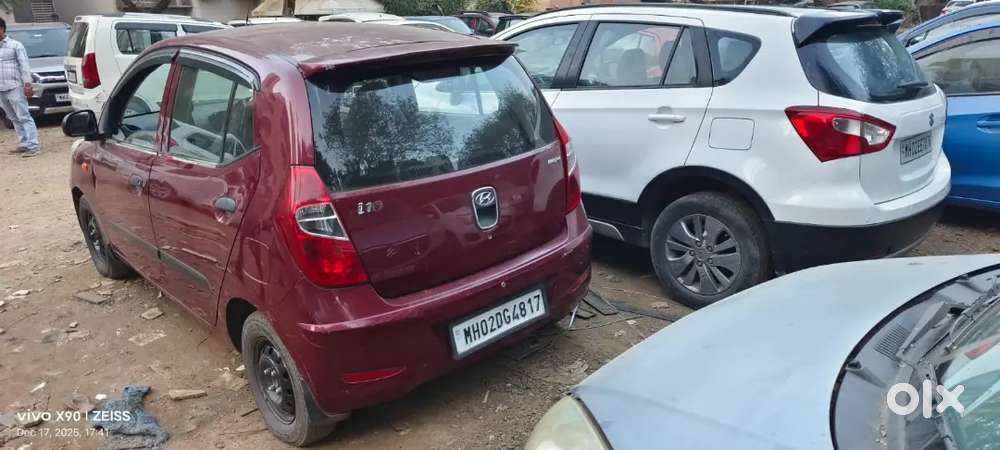 I10 Magna Cng+petrol