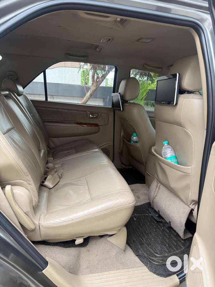 Toyota Fortuner 4x4 At, 2011, Diesel