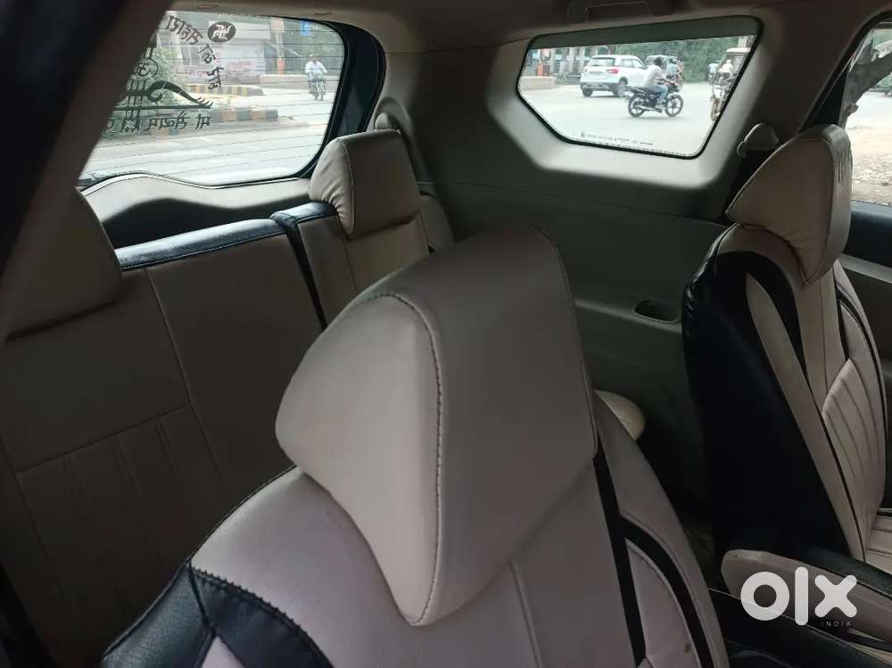 Mahindra Marazzo