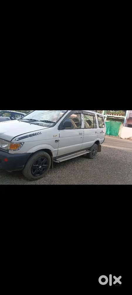 Chevrolet Tavera 2015 Diesel Well Maintained