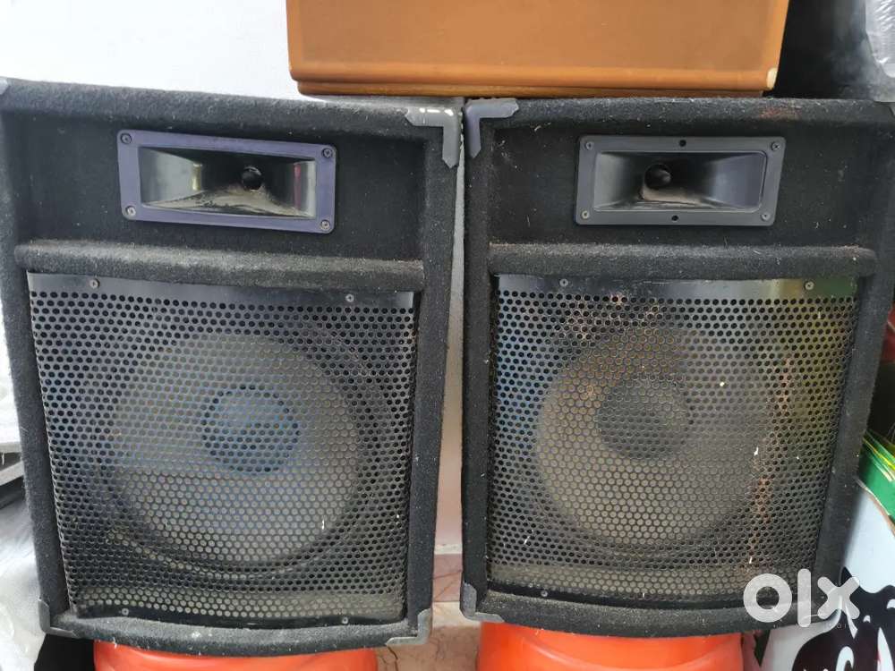 Speaker Cabinats pair, size-12