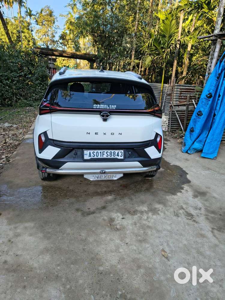 Tata Nexon 2023 Petrol 15000 Km Driven