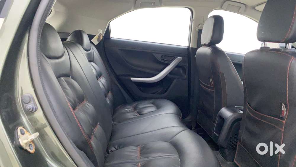 Tata Nexon 1.5 Revotorq Xma Amt (s), 2022, Petrol
