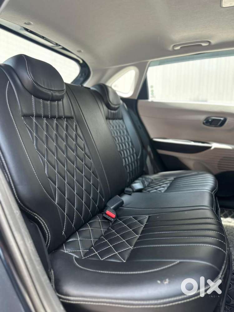 Hyundai I20 Asta (o) 1.2 Mt, 2024, Petrol