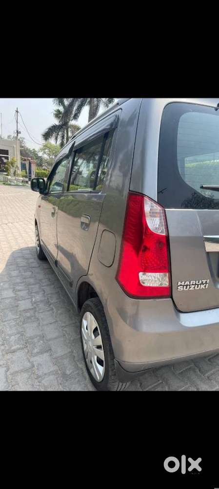 Maruti Suzuki Wagon R Amt Vxi Plus, 2017, Petrol