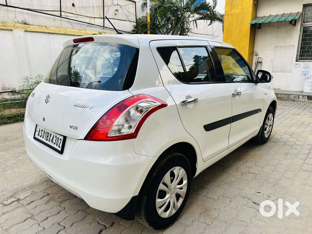 Maruti Suzuki Swift Vxi + Manual, 2016, Petrol