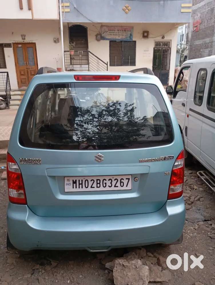 Power Window 2
Power Steering
Chilled Ac
Tyre90%
Petrol/cng