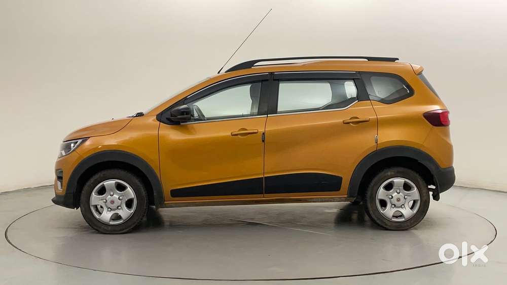 Renault Triber Rxz Easy-r Amt, 2022, Petrol