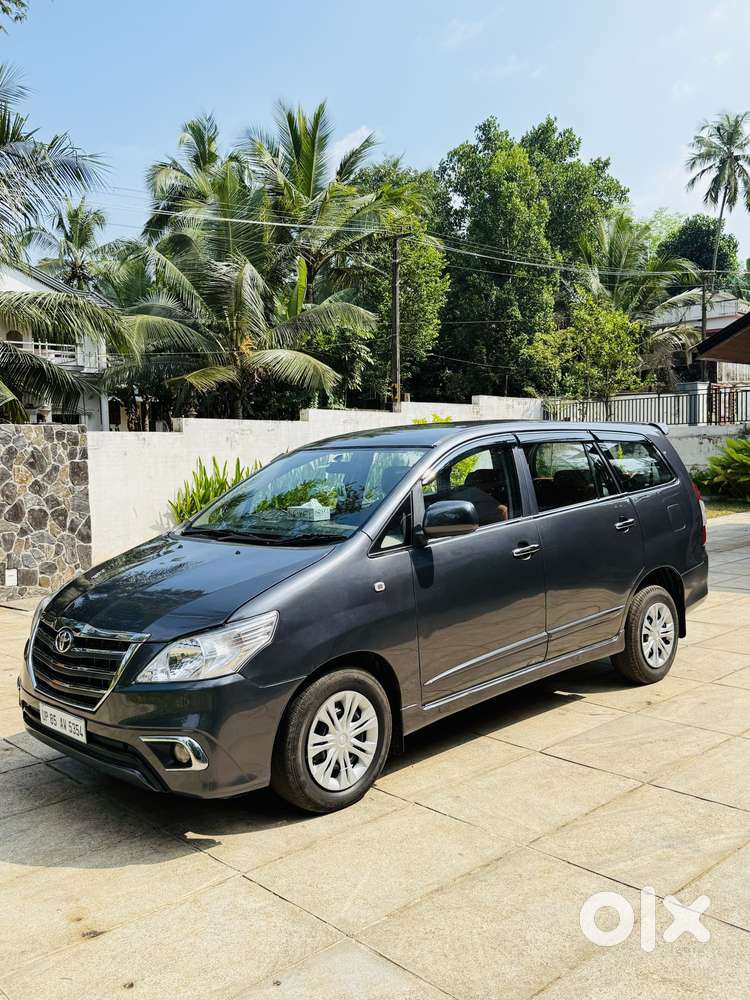 Toyota Innova 2.5 G (diesel) 8 Seater, 2016, Diesel