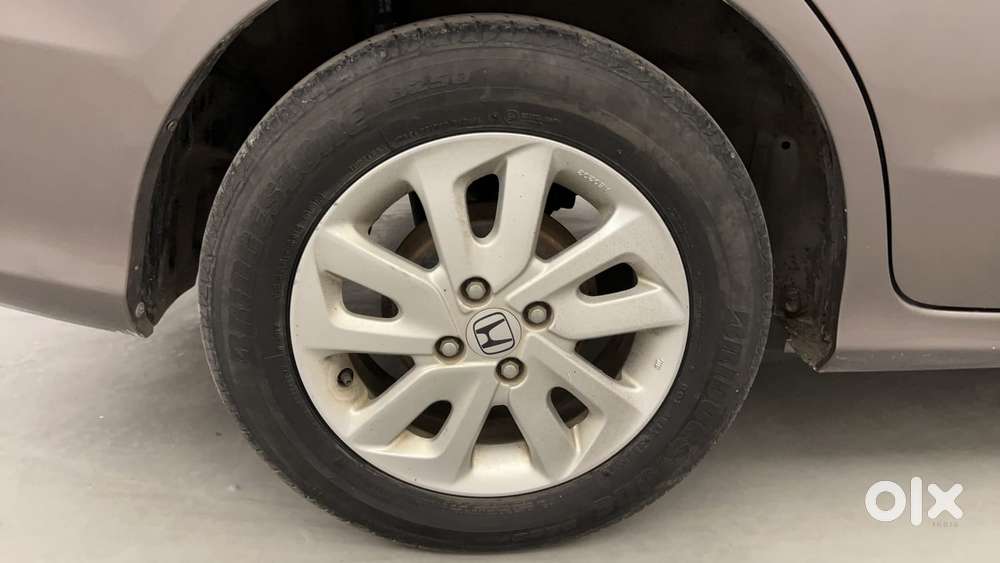 Honda Mobilio V I-vtec, 2015, Petrol