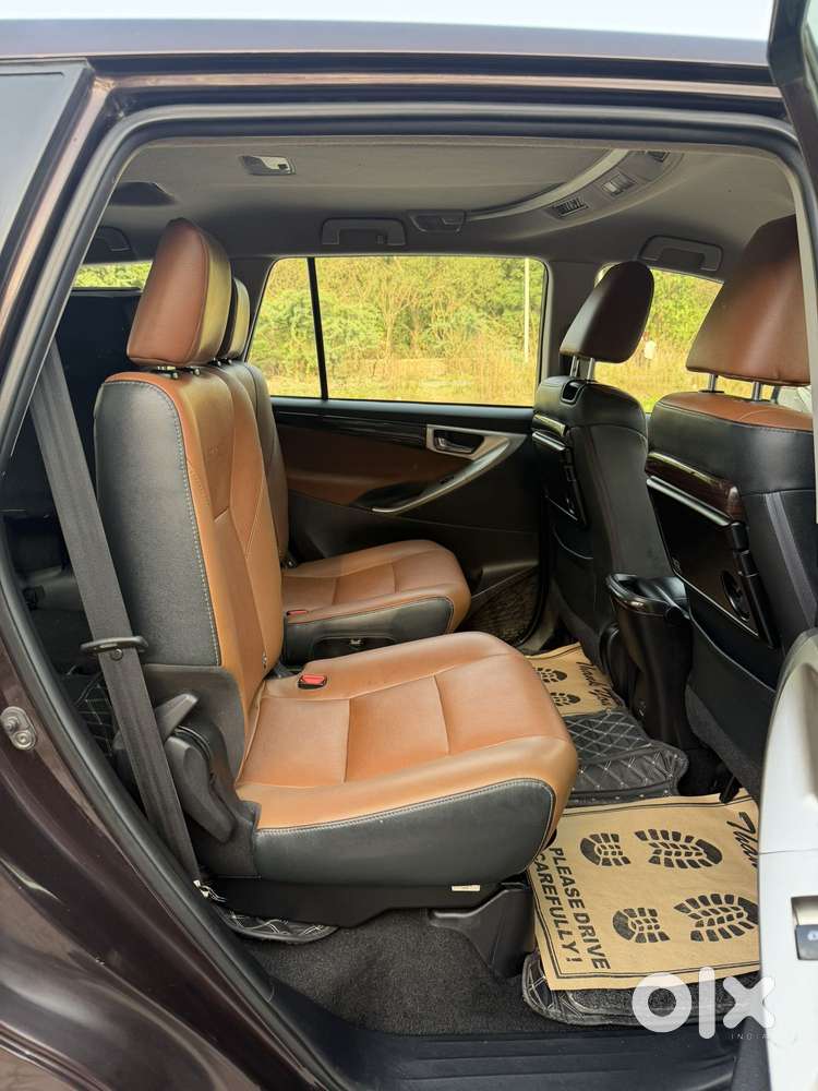 Toyota Innova Crysta 2.8z Automatic, 2020, Diesel