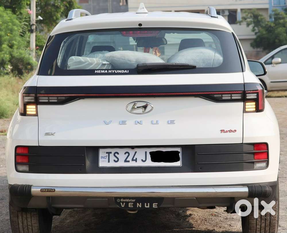 New Car With Premium Maintenance Luxury Vechile