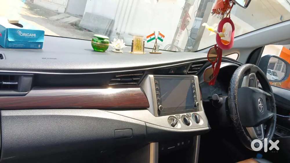 Toyota Innova Crysta