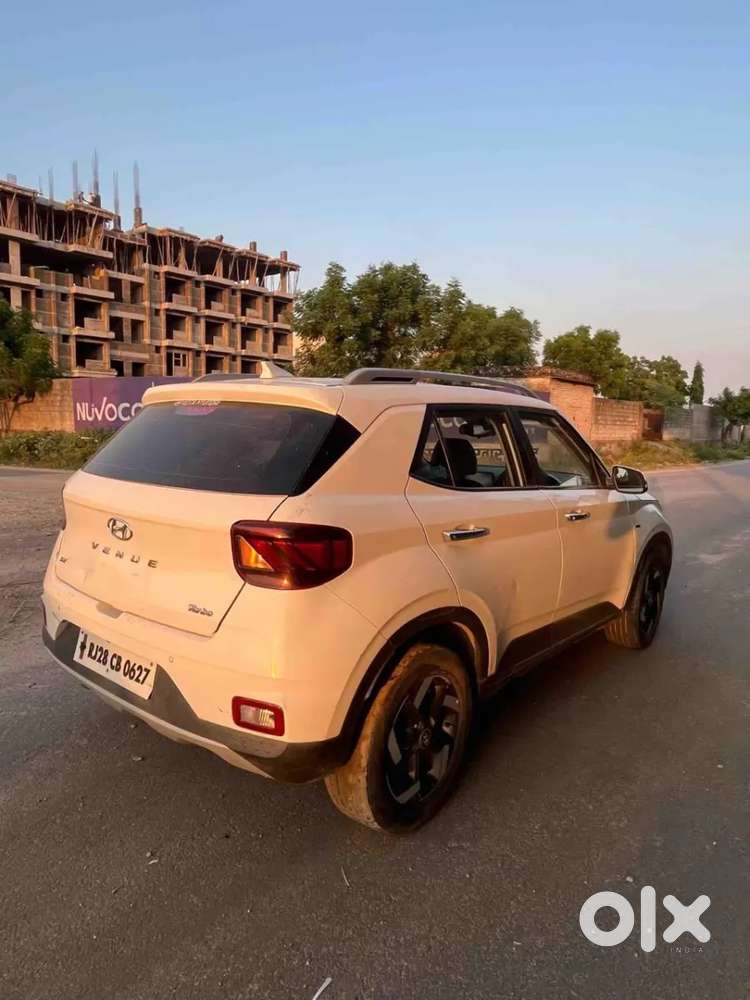 Hyundai Venue Sx Plus Turbo Dct, 2019, Petrol