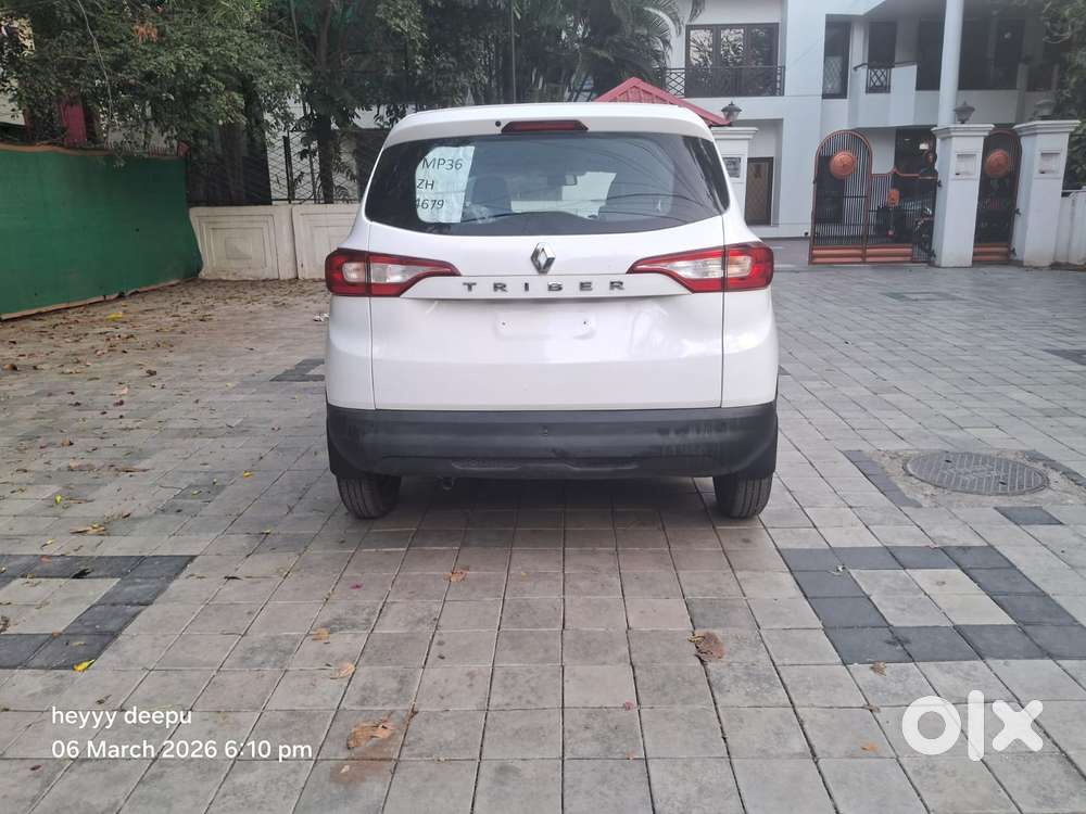 Renault Triber Rxl, 2025, Petrol