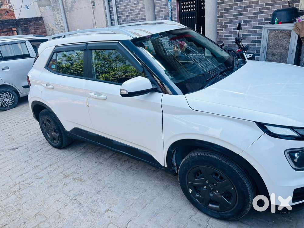 Hyundai Venue 2023 Diesel Good Condition