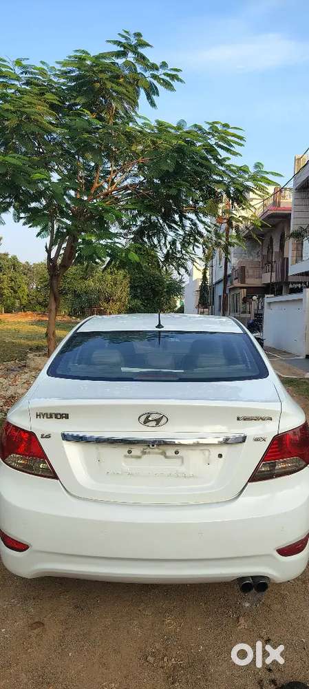 Hyundai Fluidic Verna 2013 Diesel 80000 Km Driven