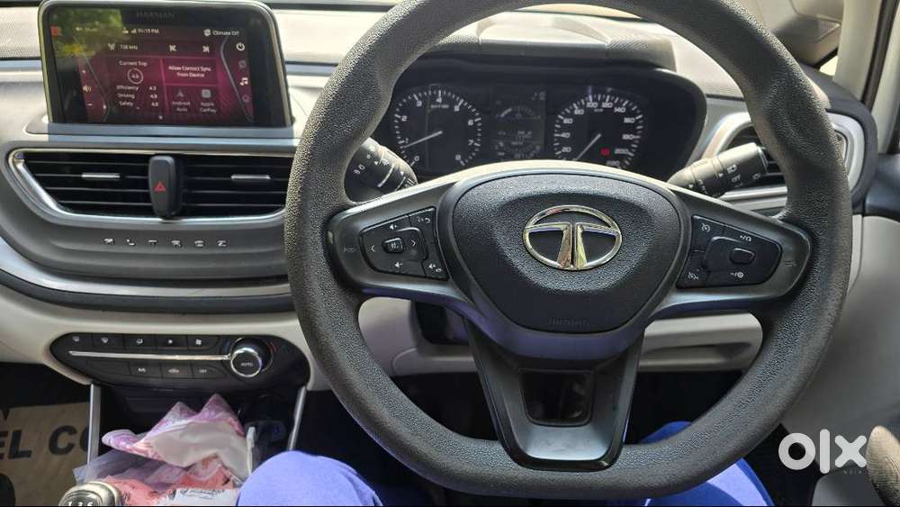 Altroz Diesel 2022, White