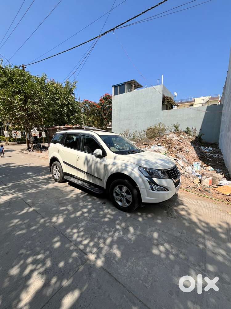 Mahindra Xuv500 W8 2015