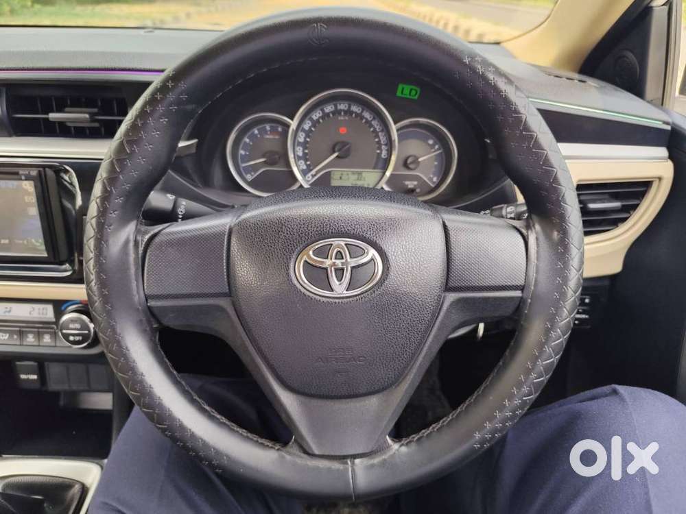 Toyota Corolla Altis 2016