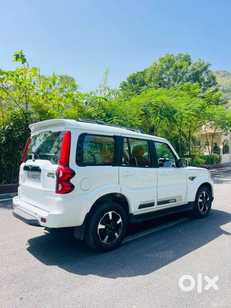 Mahindra Scorpio S11 Mt 7s, 2024, Diesel