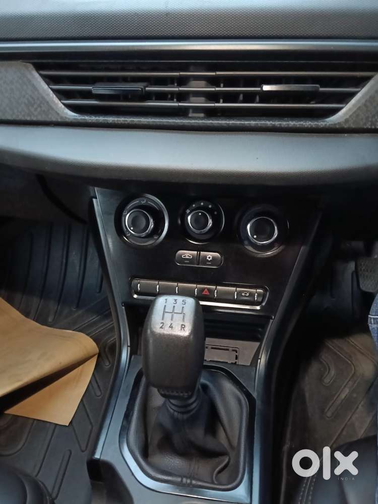 Tata Nexon Smart Plus S 1.2 Revotron Petrol 5 Mt, 2024, Cng & Hybrid..
