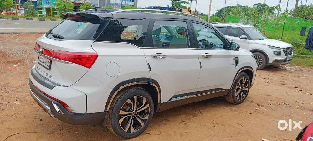 Mg Hector Sharp Pro 1.5 Turbo Cvt Dual Tone, 2023, Petrol