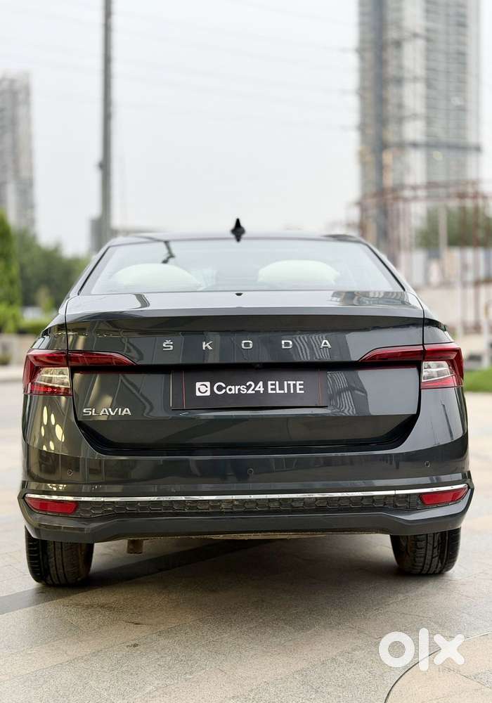 Skoda Slavia 1.0 Tsi Style At, 2025, Petrol