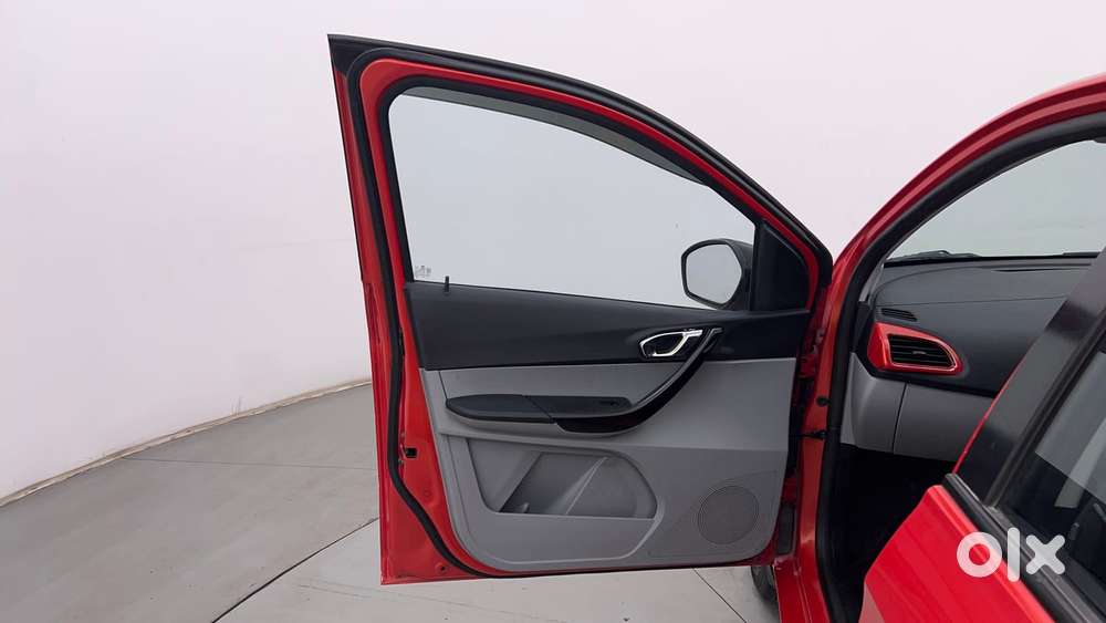 Tata Tiago Xza Plus Dual Tone, 2020, Petrol