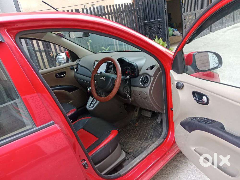 Hyundai I10 Sportz At, 2011, Petrol