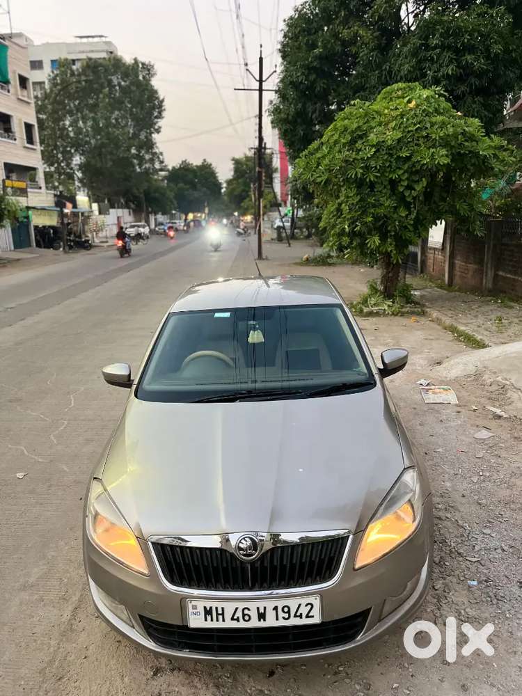 Skoda Rapid Elegance 2012