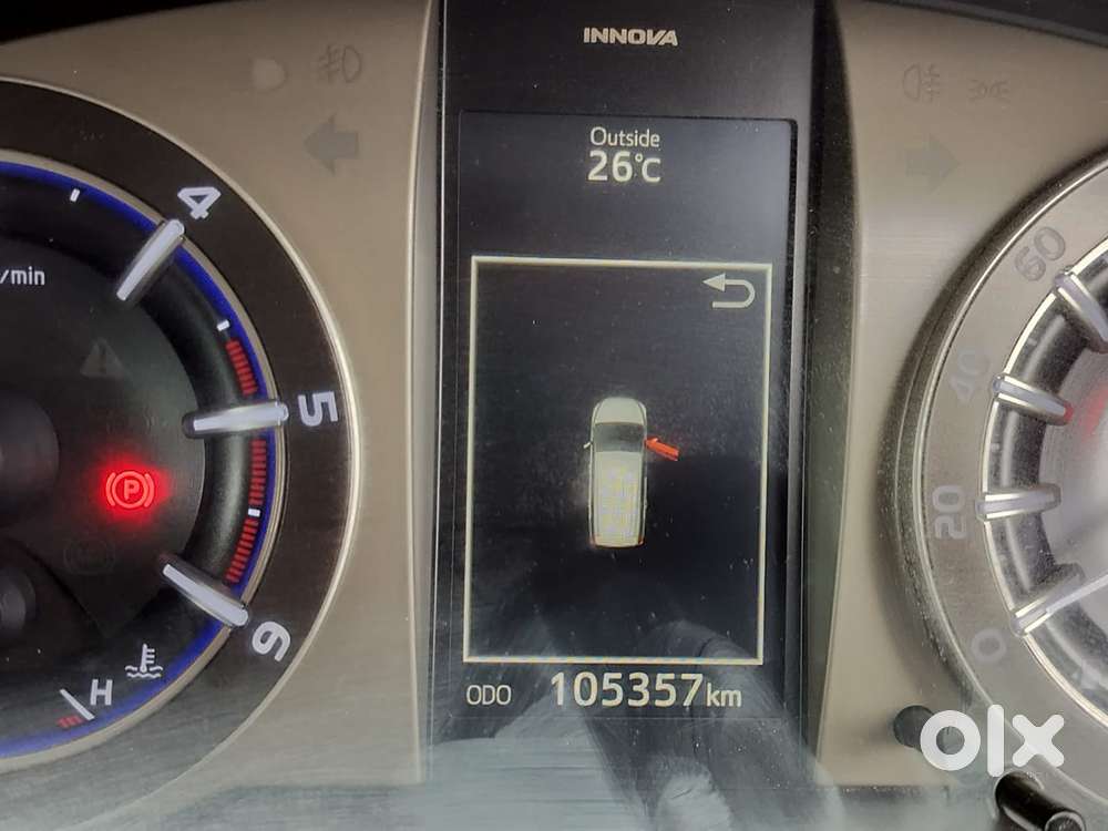 Toyota Innova Crysta 2.4 V 8 Str, 2017, Diesel